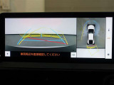パノラミックビューモニター付きで、車両の周囲を確認することができるので安心できますね♪