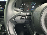 ステアリングスイッチ装備!運転しながら手元でオーディオの操作などができます。