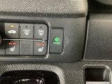 ★ECONスイッチ★ エコドライブを加速しよう!スイッチをONにすると、運転の仕方によるロスを抑え込み燃費をよくするようクルマが頑張ります(*^ー^*)燃費向上にチャレンジ♪