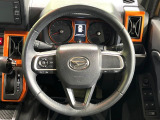 【純正革巻きステアリング】上質な革を使用することで、手にしっかり馴染みとても運転しやすいハンドルです♪