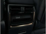 AC電源 AC100V・1500W 室内コンセント(コンソールボックス後方)