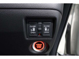 ◆◆両側電動スライドドア!!荷物で手が塞がる時など簡単にドアの開閉が出来ます!何より力いらずで開閉OK!女性やお年寄りにも優しい♪電動機能はOFFにもできますから元気なお子様の駆け出しも安心!