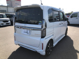 【車体写真】どのメーカーのお車でも、査定大歓迎です!その場で無料査定をさせていただきます。