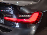 BMWのオートライトは積極的にライトをつけることにより、自車の存在を周囲に向けアピールいたします。それは安全性への配慮でもあります。