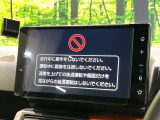 【ディスプレイオーディオ】お手持ちのスマートフォンとの連携で、ナビや音楽再生など各種アプリを使用可能。スマホに近い感覚でお使いいただけます♪