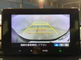 リアカメラ付で、後方を画面で確認。車庫入れも安心です。もちろん、バックギアと連動しています。