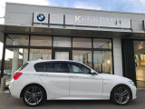 【BMWの伝統-3】BMWのお車は、&ldquo;駆け抜ける歓び&rdquo;を体現しております。走行の安定性とコーナリングの良さを追求し、思い通りにハンドルの操作可能です。