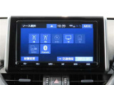 純正9インチSDナビです。ハンズフリー通話や音楽再生、スマホを接続してナビゲーションと楽しみ方が広がります(^^♪