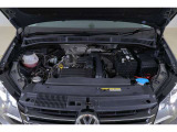 1.4L TSIエンジン:直噴エンジンに小型の水冷式インタークーラー付ターボチャージャーを搭載。ACT採用により低回転域からのトルクフルな走りと、優れた燃費を実現しました。
