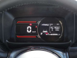 走行距離や各種車両情報の表示を確認できます。