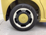 純正ホイール☆Honda車にぴったりなデザインのホイールカバー付です。