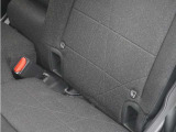 ◆ISOFIX◆シートベルトいらずでチャイルドシートと固定金具を連結するだけでガッチリ固定できます。