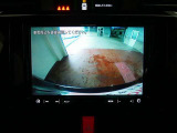 バックカメラが付いているので後方確認が非常にしやすいです。今や運転初心者も熟練者も必須装備!ついていて損はないですね♪