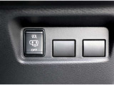 【ハンズフリーオートスライドドア!】荷物などで両手がふさがっていても、片足を振り入れるだけでスライドドアが開閉できます!
