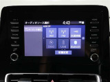 ディスプレイオーディオを装備。スマホとクルマをつなぐことで、これまでのナビに加えて、色々なサービスが楽しめます。