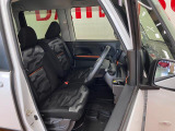 運転席広々