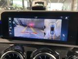 【アットホームな雰囲気のお店です】メルセデスに精通したスタッフが、心をこめてお車選びをお手伝い致します。是非メルセデスベンツへの想いをお聞かせください