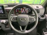 【ステアリングスイッチ】運転中、前方から目線をそらすことなく、オーディオ等の操作が可能な便利機能!安心&快適なドライブを演出してくれます♪