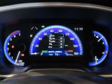 メーター中央には、マルチインフォメーションディスプレイを塔載しています。運転をサポートする情報を表示してくれます☆
