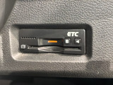 いまや快適なカーライフに欠かせないETCが付いています。