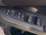 運転席、助手席にシートヒーターを装備(*^_^*)寒い日もポカポカ快適ですよ。