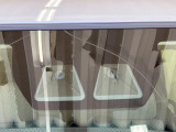 丁寧にタール・ピッチをオートライフで落とし、ボディー全体に水をかけ専用のネンドで擦ります。その後、極細めのコンパウンドとファインを使用し仕上げております。
