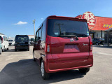 ☆お車についた傷やヘコミ、事故の修理もハヤシにお任せください。自社鈑金工場で修理ができますの安心です☆
