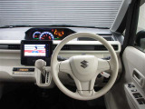 運転席はその車の重要ポイント。ぜひ実際にご乗車ください。お待ちしております。