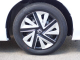 ★純正ホイールキャップ★車体の雰囲気と合っているのは純正品ならではですね!