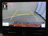 バックカメラ付で、後方の視界も良好です。