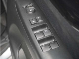 ◆パワーウィンドウスイッチ◆運転席から全席の窓の開閉操作を行うことが出来いつでも換気ができます!