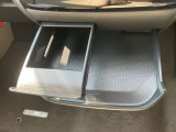 前席用ドリンクホルダーです