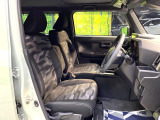 運転席シート廻りは使用感も少なく、良好な状態となっています。丁寧に使われていたことがよくわかりますね。