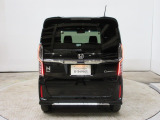 Honda認定中古車はU-Select保証1年付きで、有料で最長5年まで延長可能です。またU-Select Premium保証の中古車は無料保証2年付きで、有料で最長5年まで延長可能です。