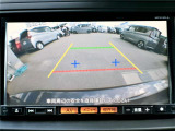 バックビューモニターが付いておりますので駐車時も後方確認ができて安心です。
