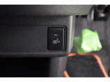 運転席側シートにはシートヒーターが付いてます!