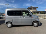 お車で来られる際は松茂吉野線です。電車でこられる際は最寄り駅は板野駅です。駅にはスタッフがお迎えに上がりますので是非見に来てください!