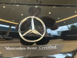 納車前整備はメーカー規定に基づき併設工場で入念に行います。メルセデス・ベンツ指定のツールと技術を用い、メーカーの研修を受けたメカニックがお客様のお車を整備いたします。神奈川運輸支局指定整備工場です。
