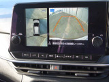 アラウンドビューモニターは車の全周囲をカメラで映しだして障害物や人を確認、周りの状況を確認しながら安全に駐車できる便利な装備になります。