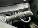 【オートライト】車外の明るさに応じて自動的にライトの点灯・消灯をしてくれます
