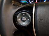 【ステアリングリモコン】ステアリングにオーディオ調節可能なスイッチが装備されていますので運転中でも視線をそらさずにオーディオの調節が可能です!