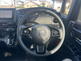 お車の車検・オイル交換・修理・鈑金塗装・ガラス修理・デントリペア・ボディコーティングなども幅広く対応しております。その際は無料で代車を貸し出し致します。車の事は何でもお任せください!
