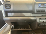 美しく・清潔な室内空間で快適に運転していただけます☆
