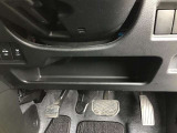 工夫を凝らした収納。限られたスペースを活用しています。