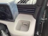 ☆車の保険は買ったところで加入するのがベストです。保険に関しても大手保険代理店をしておりますので安心してお任せください。不慮の事故の際も自社鈑金工場と連携して修理を進めてまいります☆