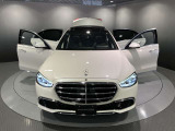 「認定中古車」は納車前整備がポイントです。メルセデス・ベンツの定める厳しい基準をクリアしたお車のみご案内させて頂きます。納車前整備はメーカー規定に基づき自社工場で入念に行なわれます。