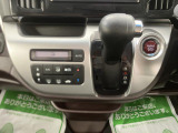 車両状態証明書修復歴の有無も一目瞭然。機能や内装・外装、走行距離、修復歴の有無をチェックし、クルマの状態を10段階にした車両状態証明書。数字や記号を使ってわかりやすく表示しています。
