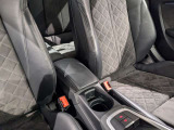 【コンフォートパッケージ】OP価格￥230,000 運転中もリラックスして運転していただけます。
