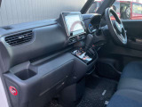 広々とした視界を体感できます。運転が楽しくなりますね。