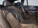 【エアバック】BMWのエアバックやその他の安全装備は、互いに補完しあう事で徹底した安全性を貫きます。万一の事故の際にそれぞれ最適な保護を提供してくれます!
